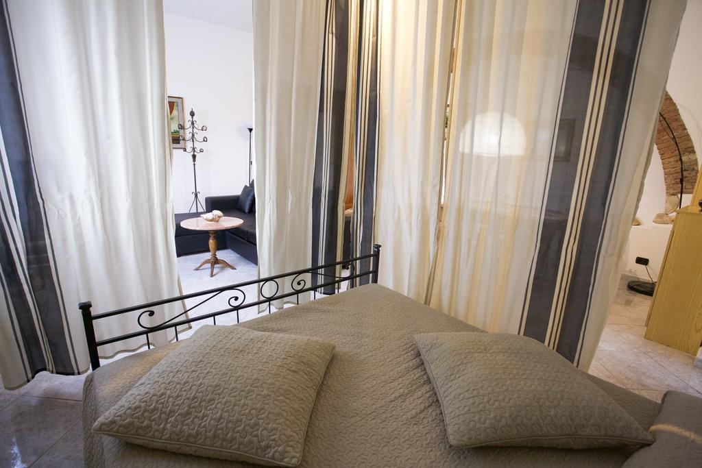 San Cerbone Apartment Porto Azzurro Exterior photo