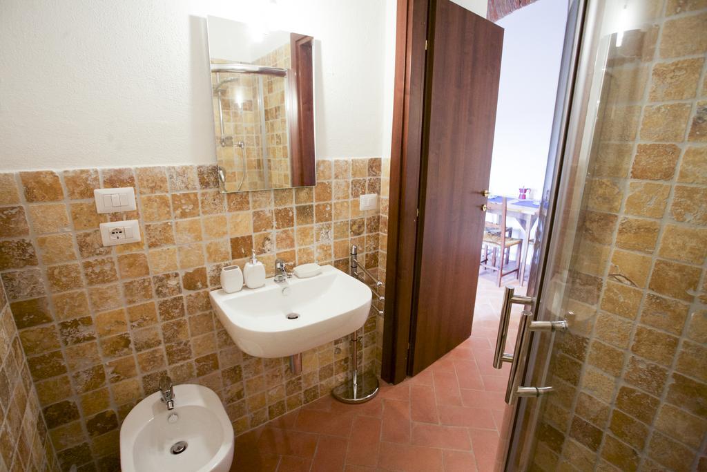 San Cerbone Apartment Porto Azzurro Exterior photo